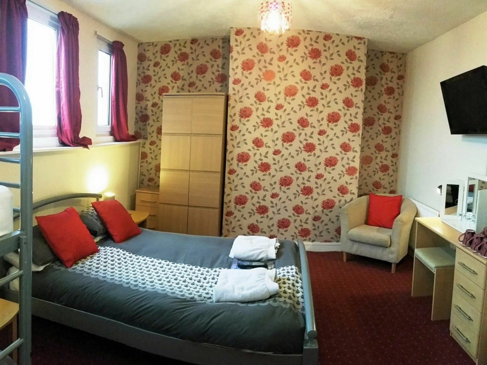 Derwent House Hotel Scarborough Bagian luar foto