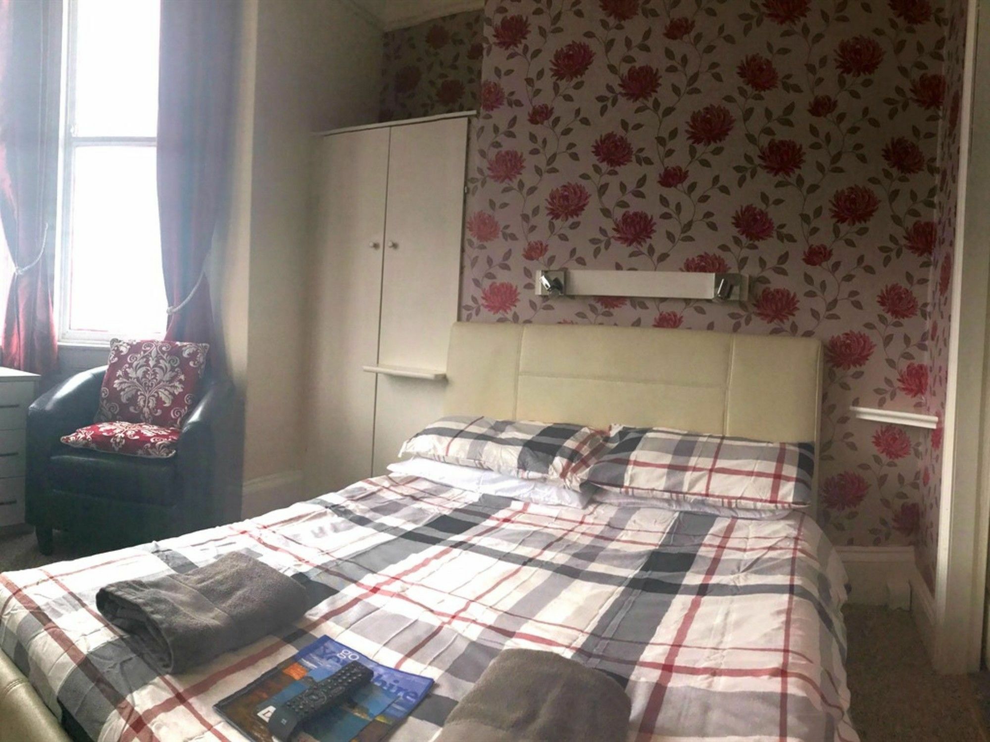 Derwent House Hotel Scarborough Bagian luar foto